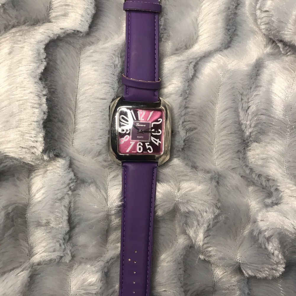 Ladies large face watch